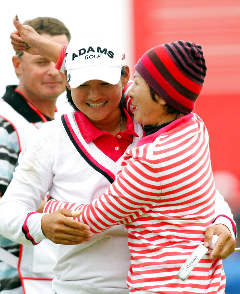 2011: Yani Tseng wins Women’s British Open for second straight year